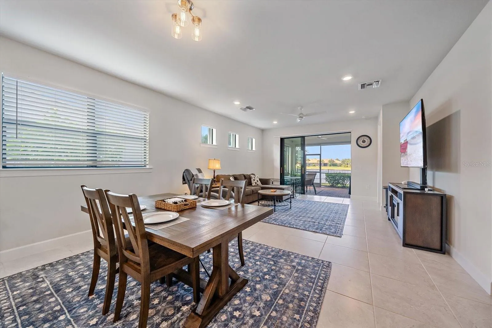 7022 HOLBROOK COVE