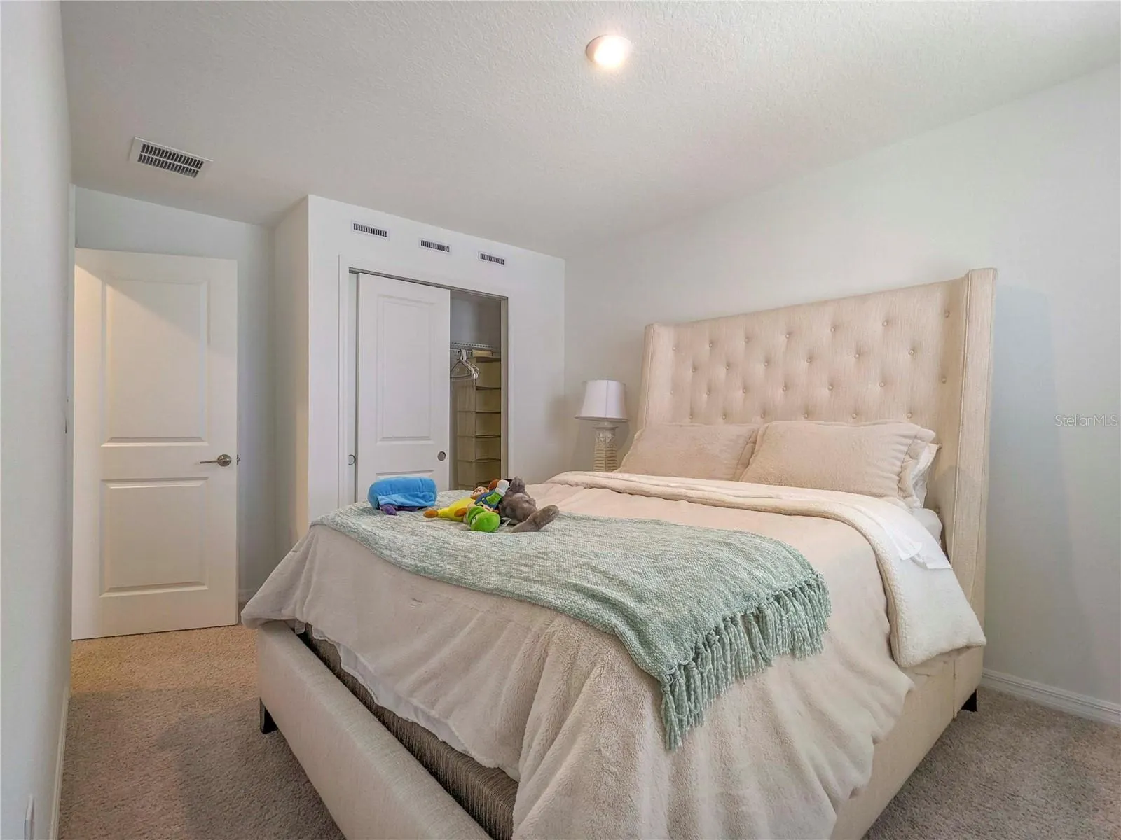 8593 LUNAR SKYE ST