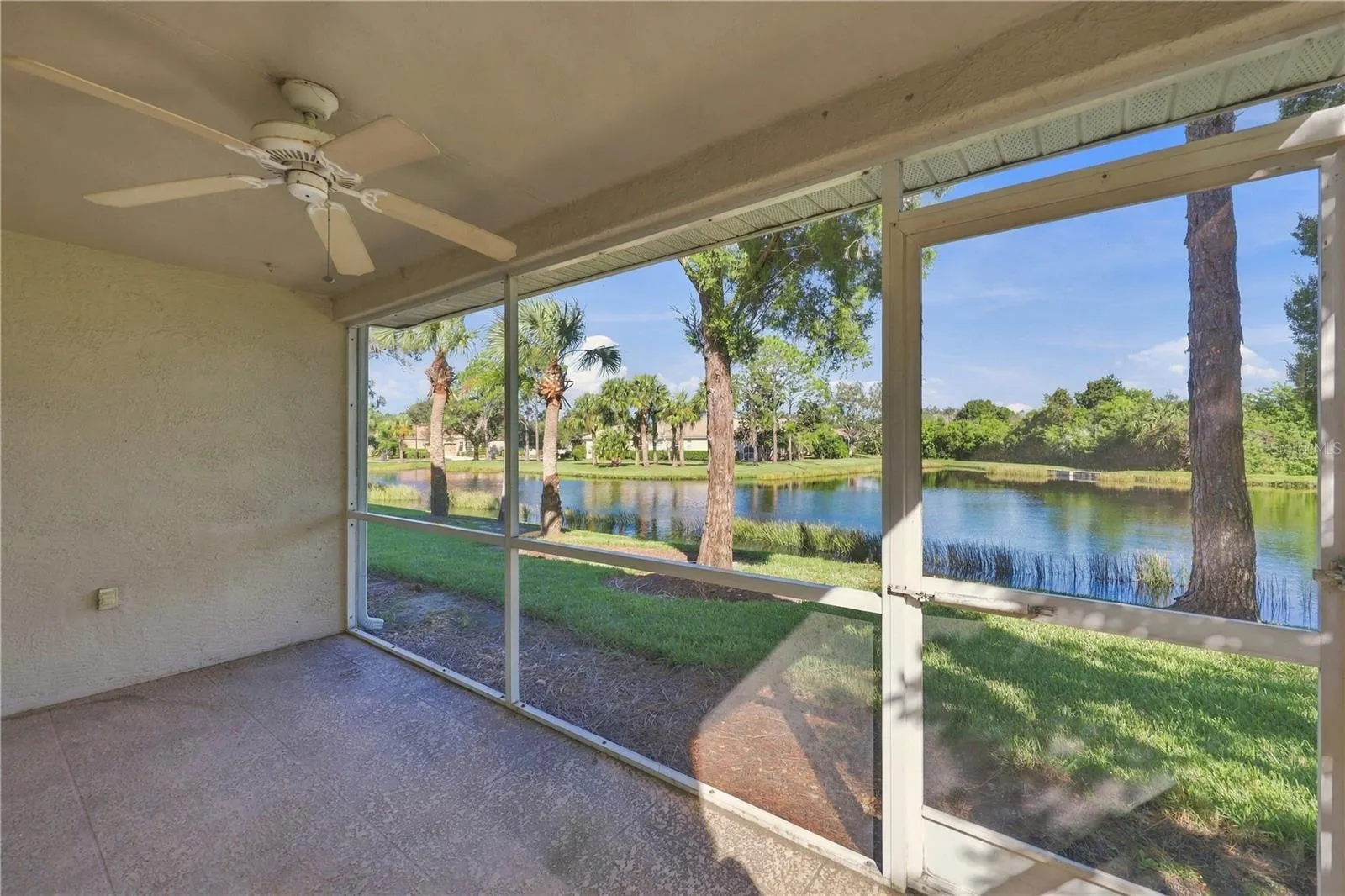 7617 SWEETBAY CIR