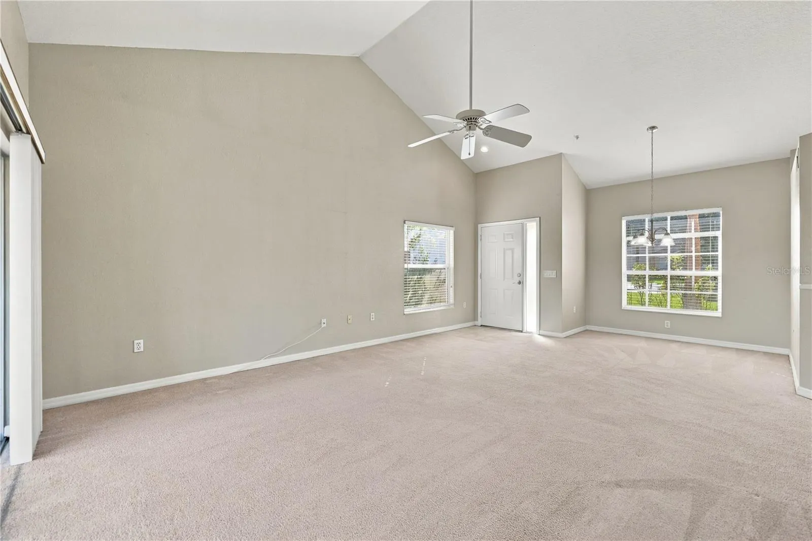 7617 SWEETBAY CIR