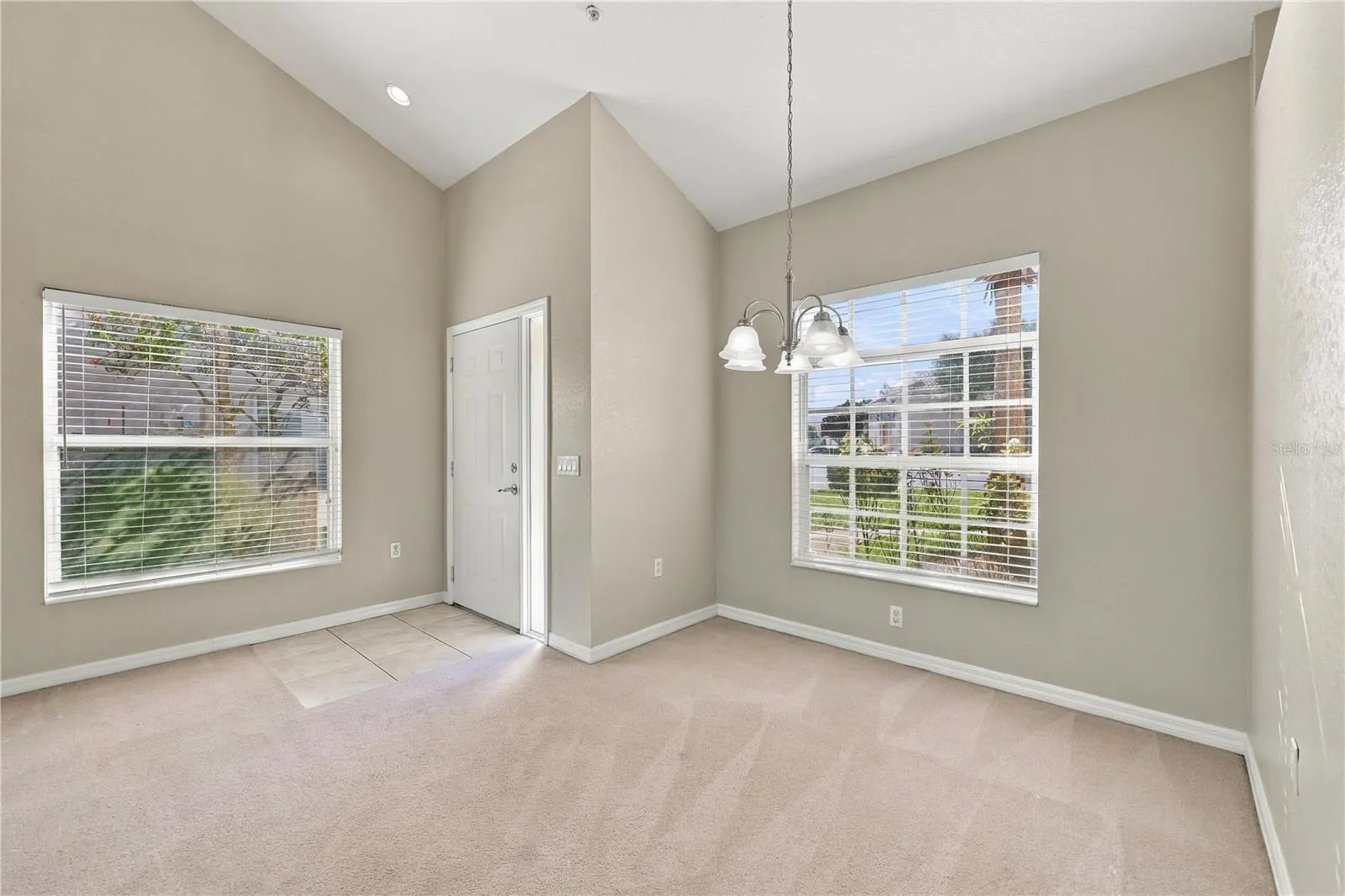 7617 SWEETBAY CIR