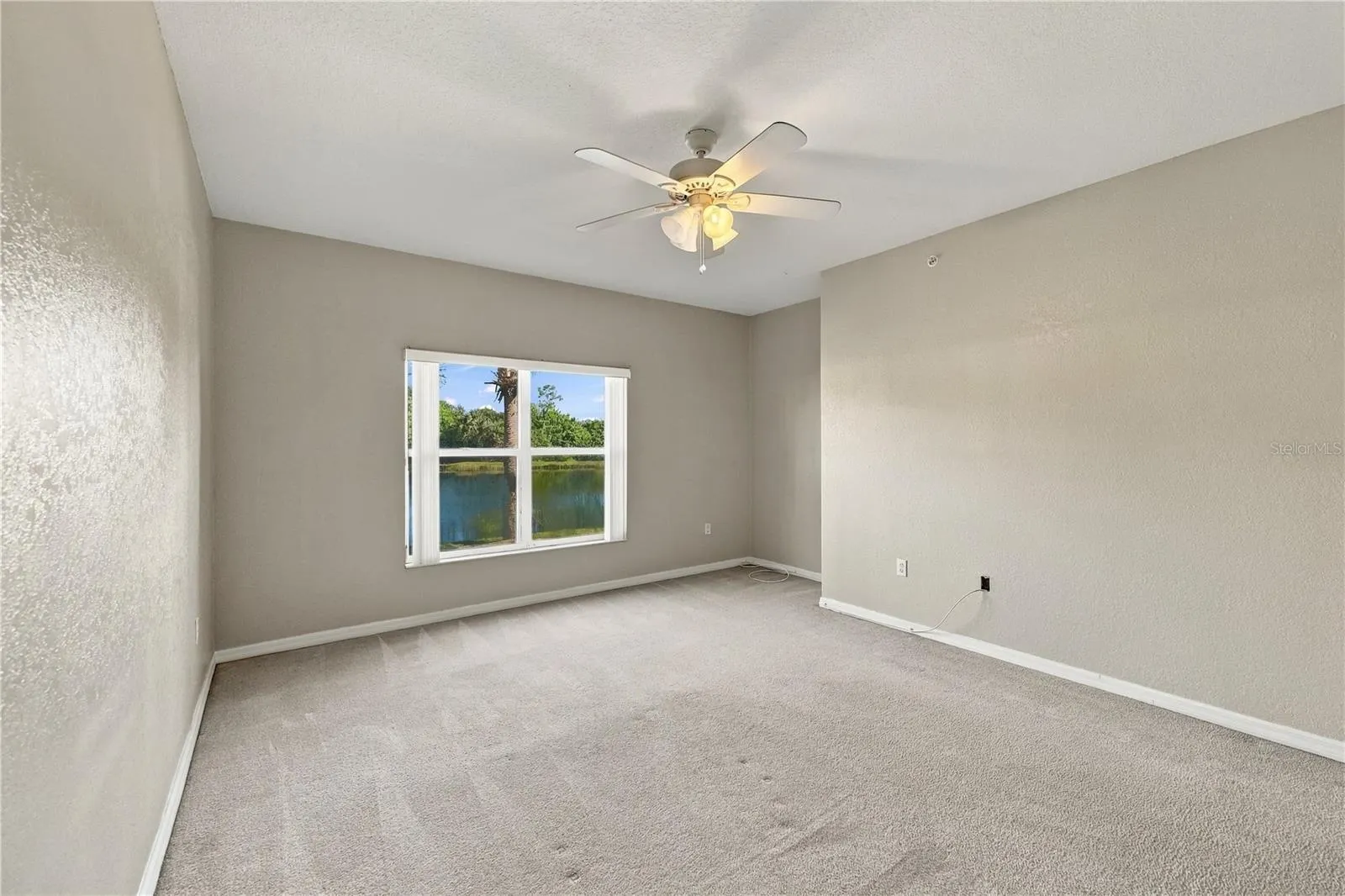 7617 SWEETBAY CIR