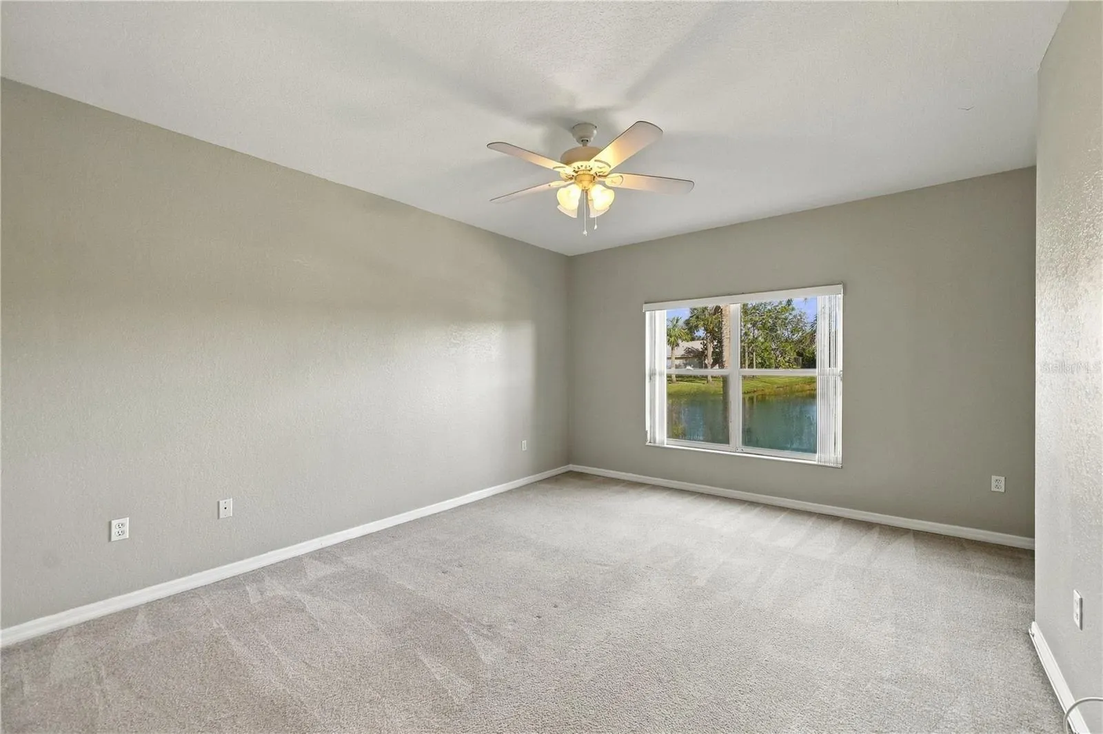 7617 SWEETBAY CIR