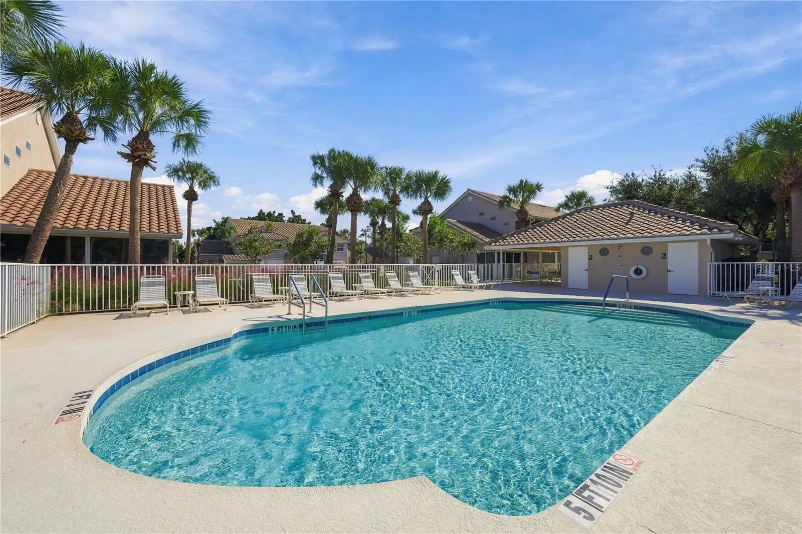 7617 SWEETBAY CIR