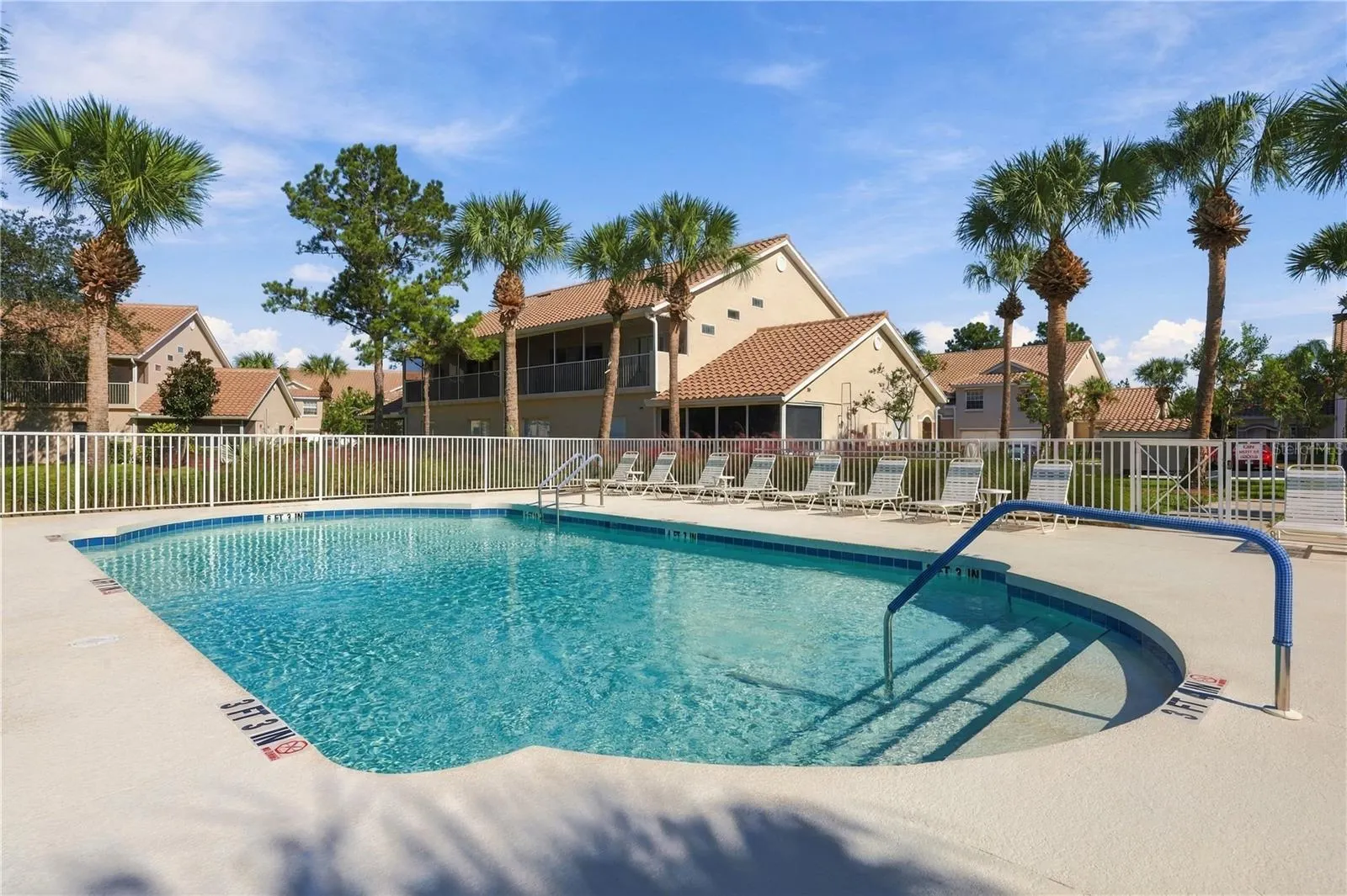 7617 SWEETBAY CIR