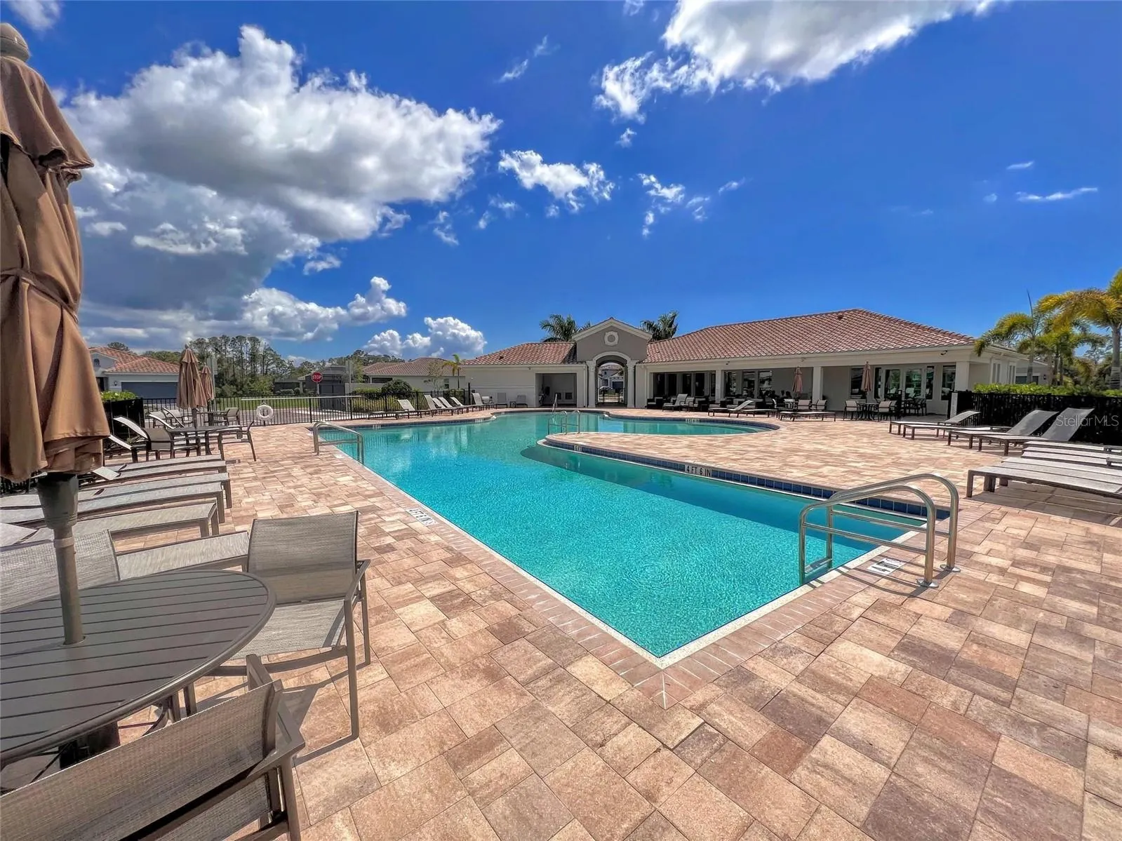 309 DAYLILY BLVD