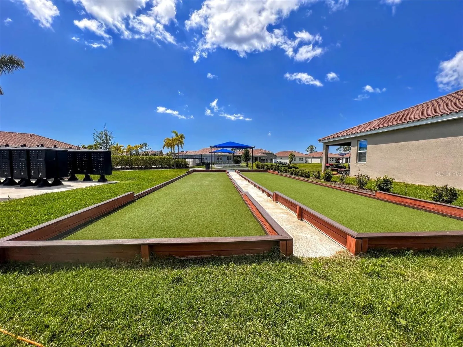 309 DAYLILY BLVD