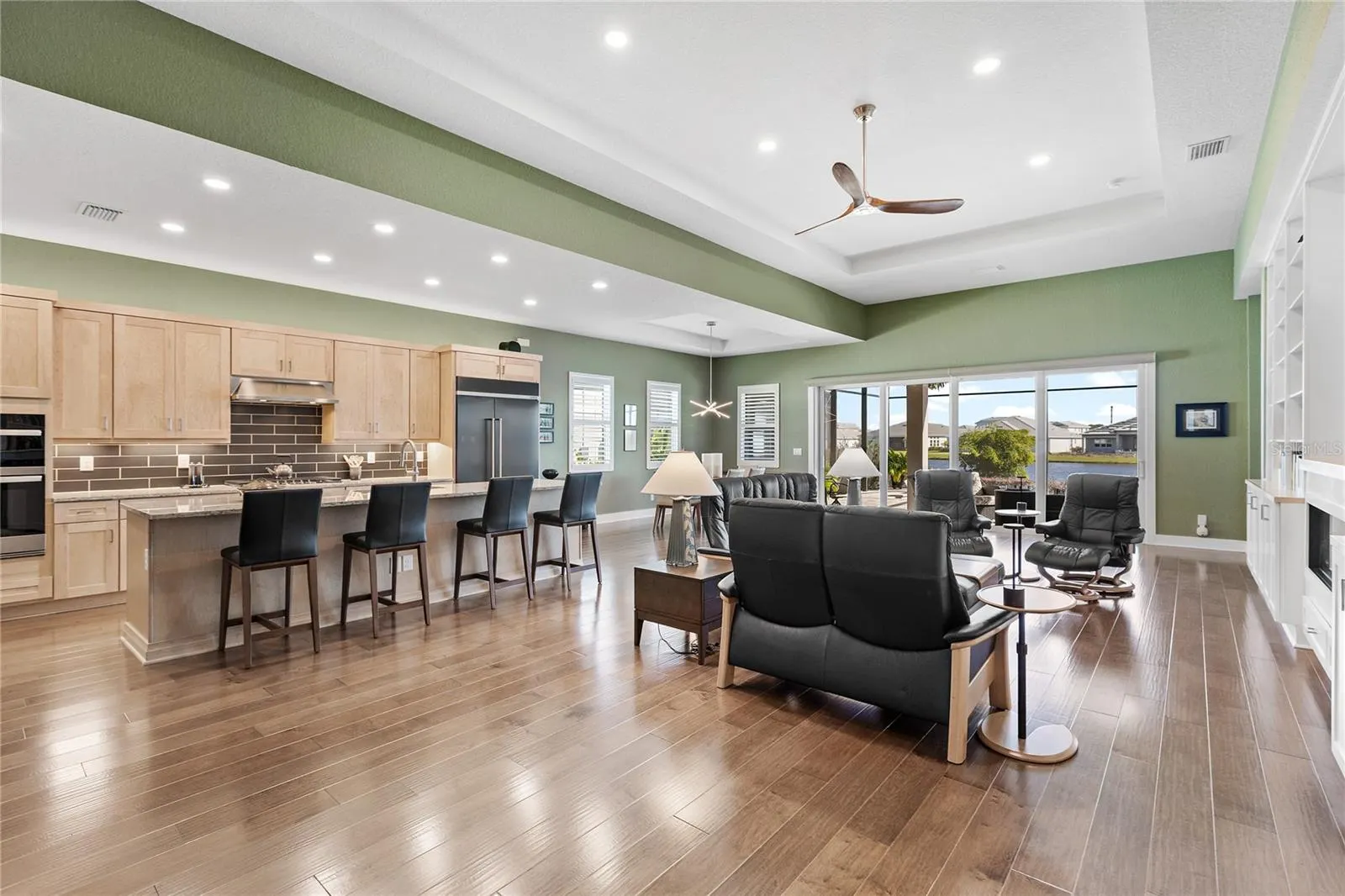 7979 REDONDA LOOP