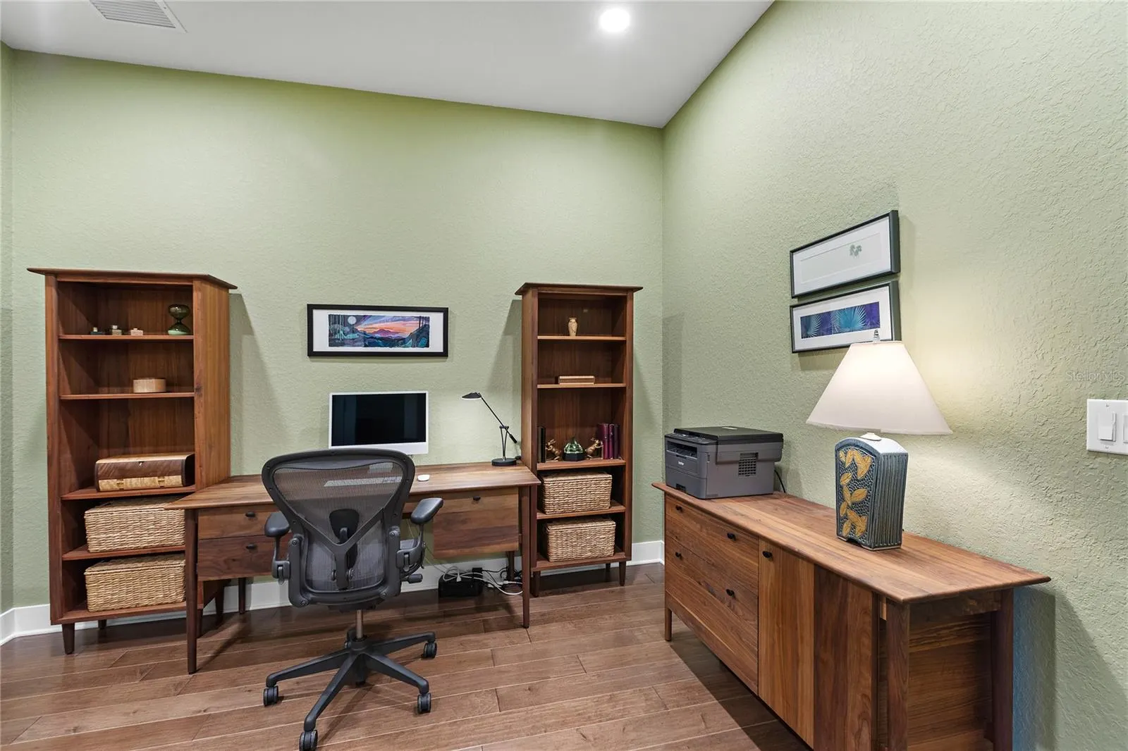 7979 REDONDA LOOP