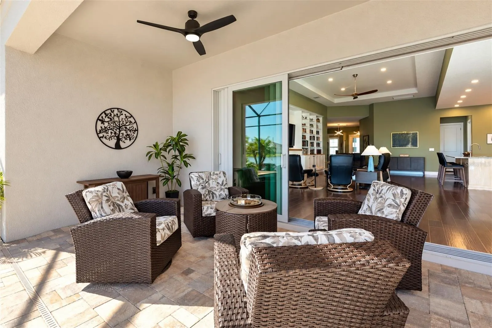 7979 REDONDA LOOP