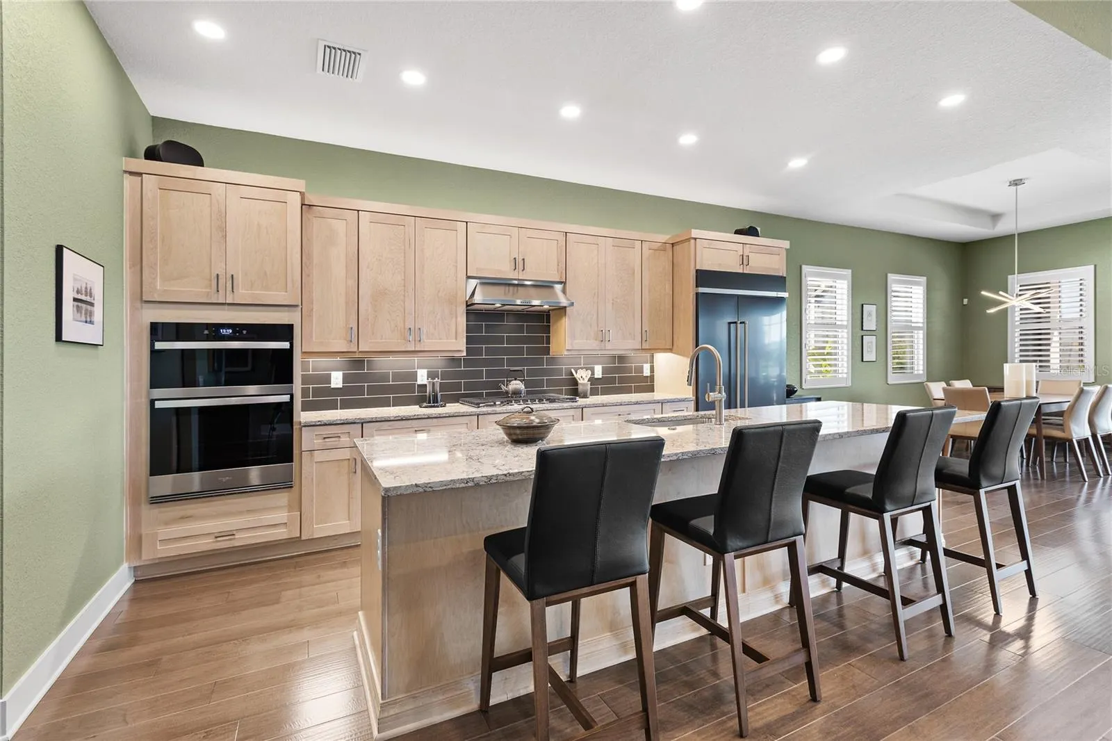 7979 REDONDA LOOP