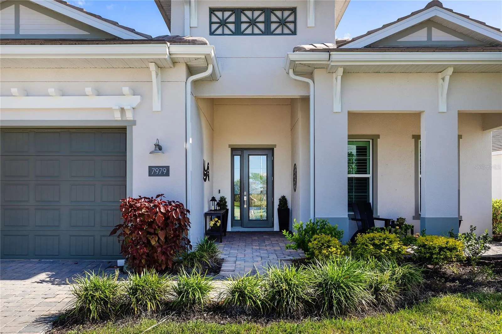 7979 REDONDA LOOP