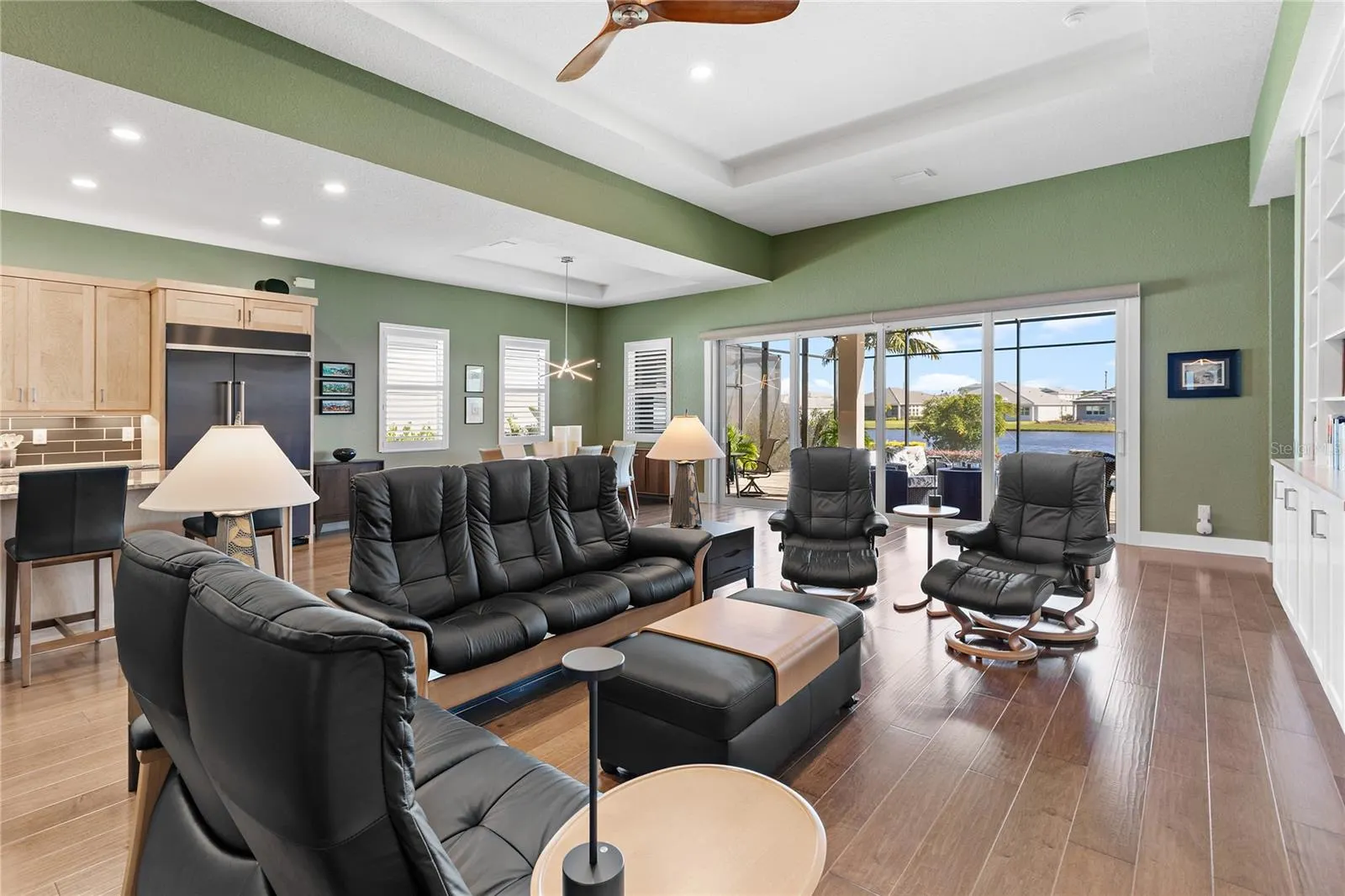 7979 REDONDA LOOP