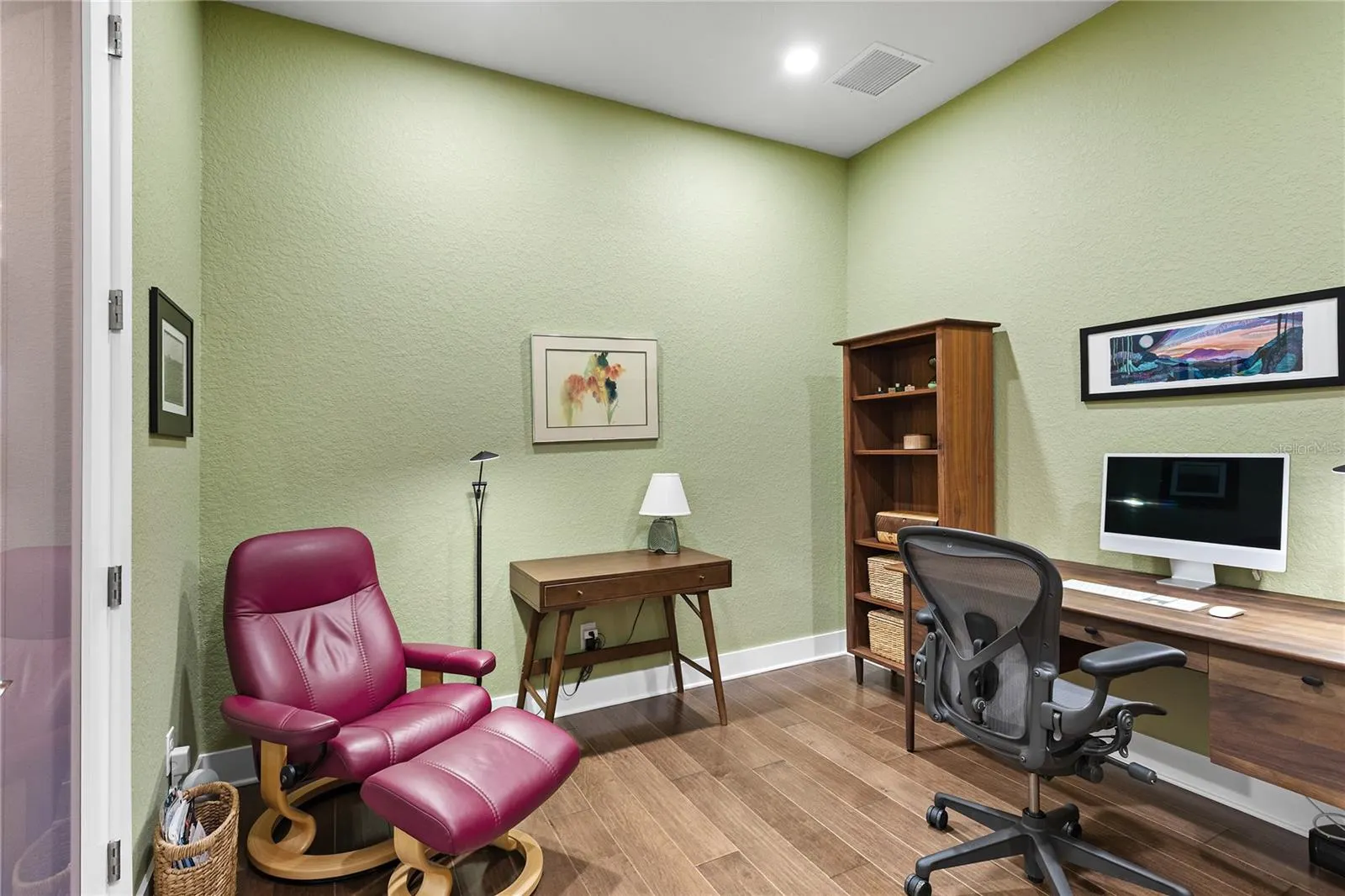 7979 REDONDA LOOP