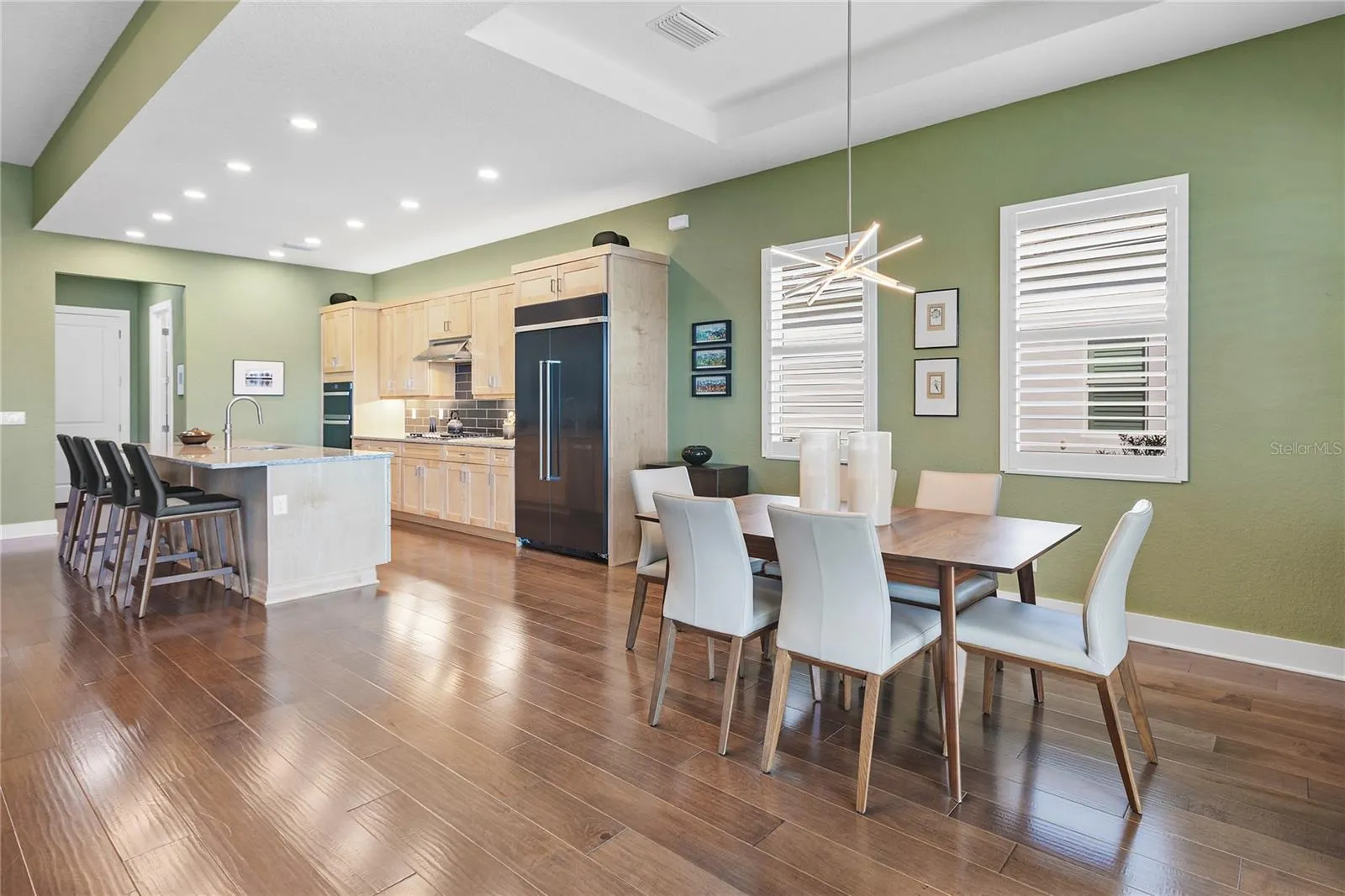7979 REDONDA LOOP