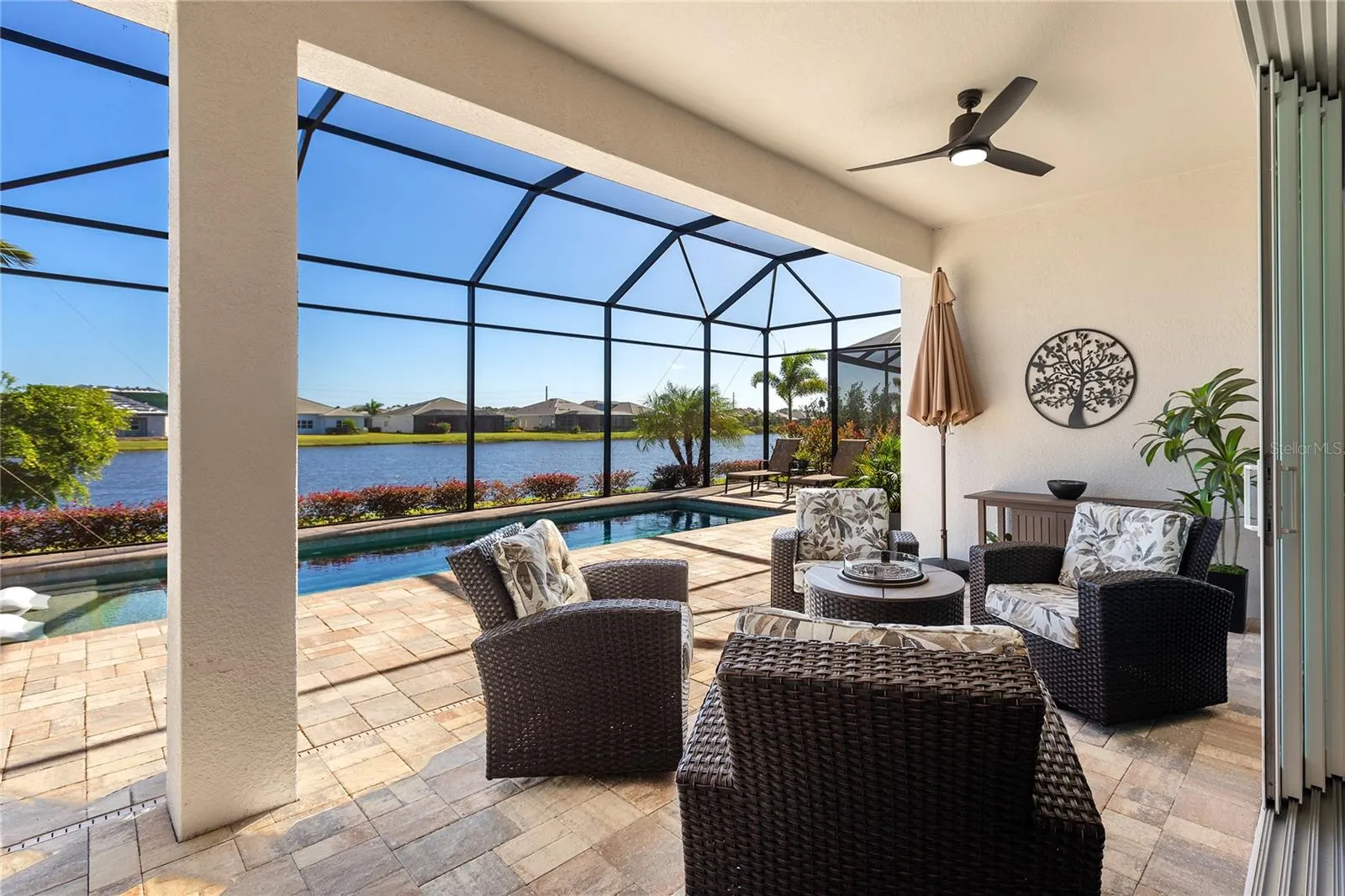 7979 REDONDA LOOP
