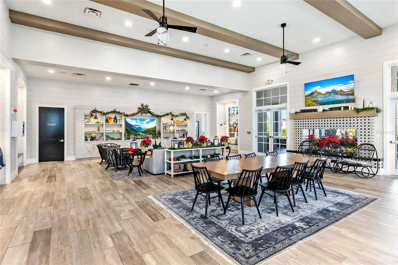 7979 REDONDA LOOP