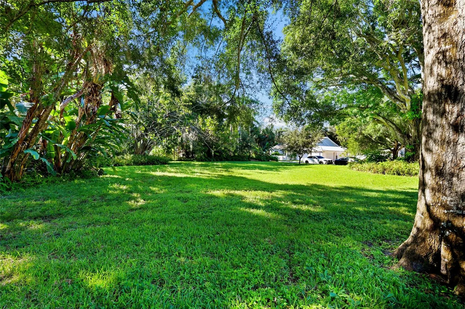 2813 RIVERVIEW BLVD