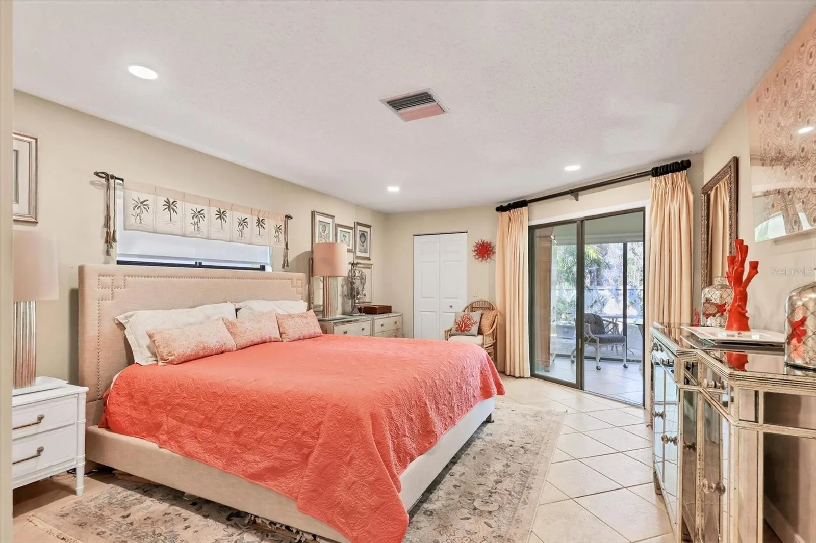 6412 SUN EAGLE LN
