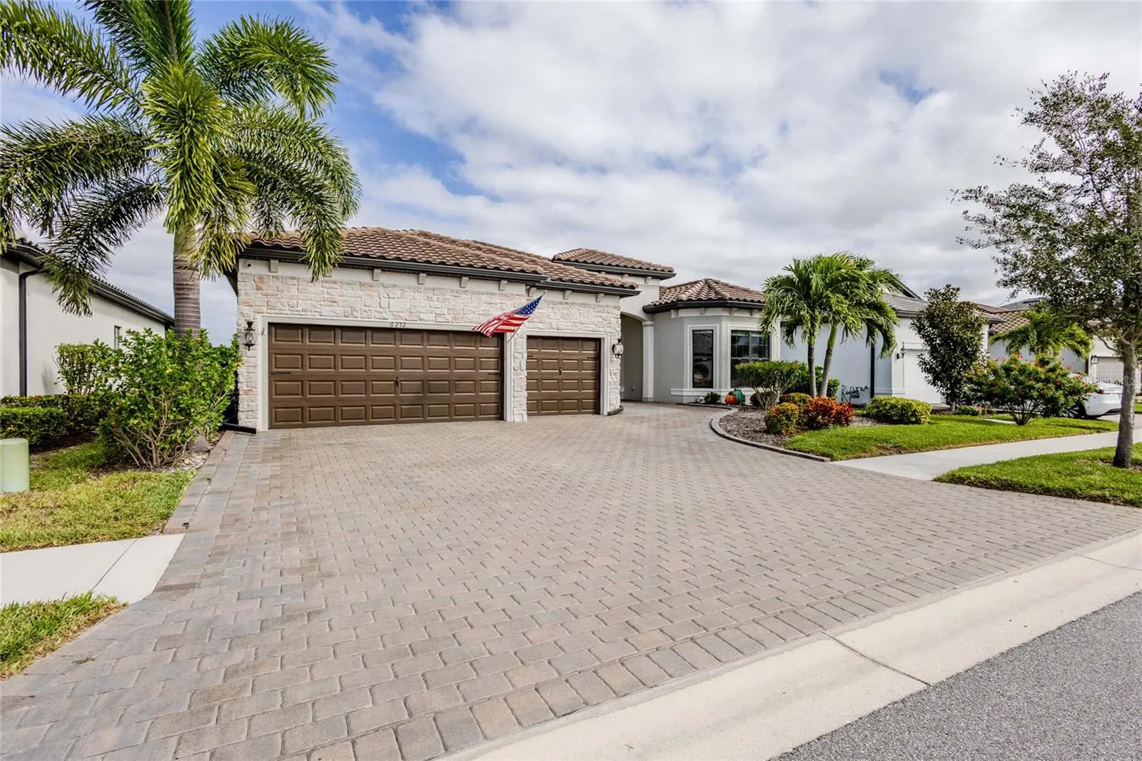 6272 TALON PRESERVE DR