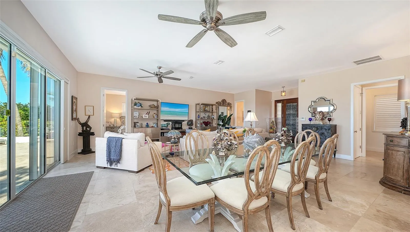 6061 GULF OF MEXICO DR