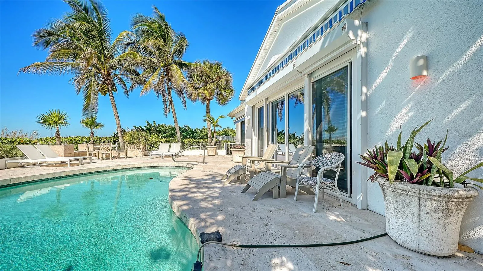 6061 GULF OF MEXICO DR