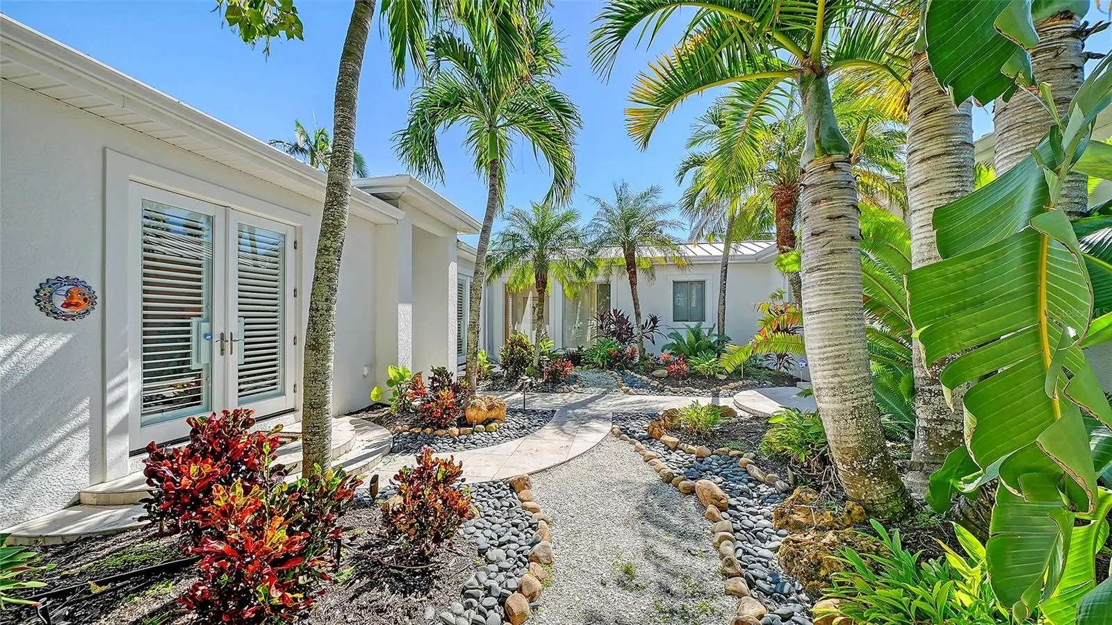 6061 GULF OF MEXICO DR