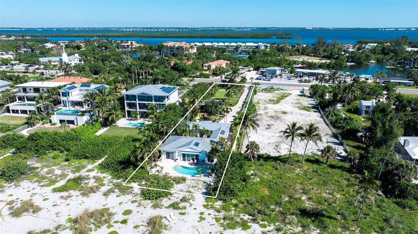 6061 GULF OF MEXICO DR