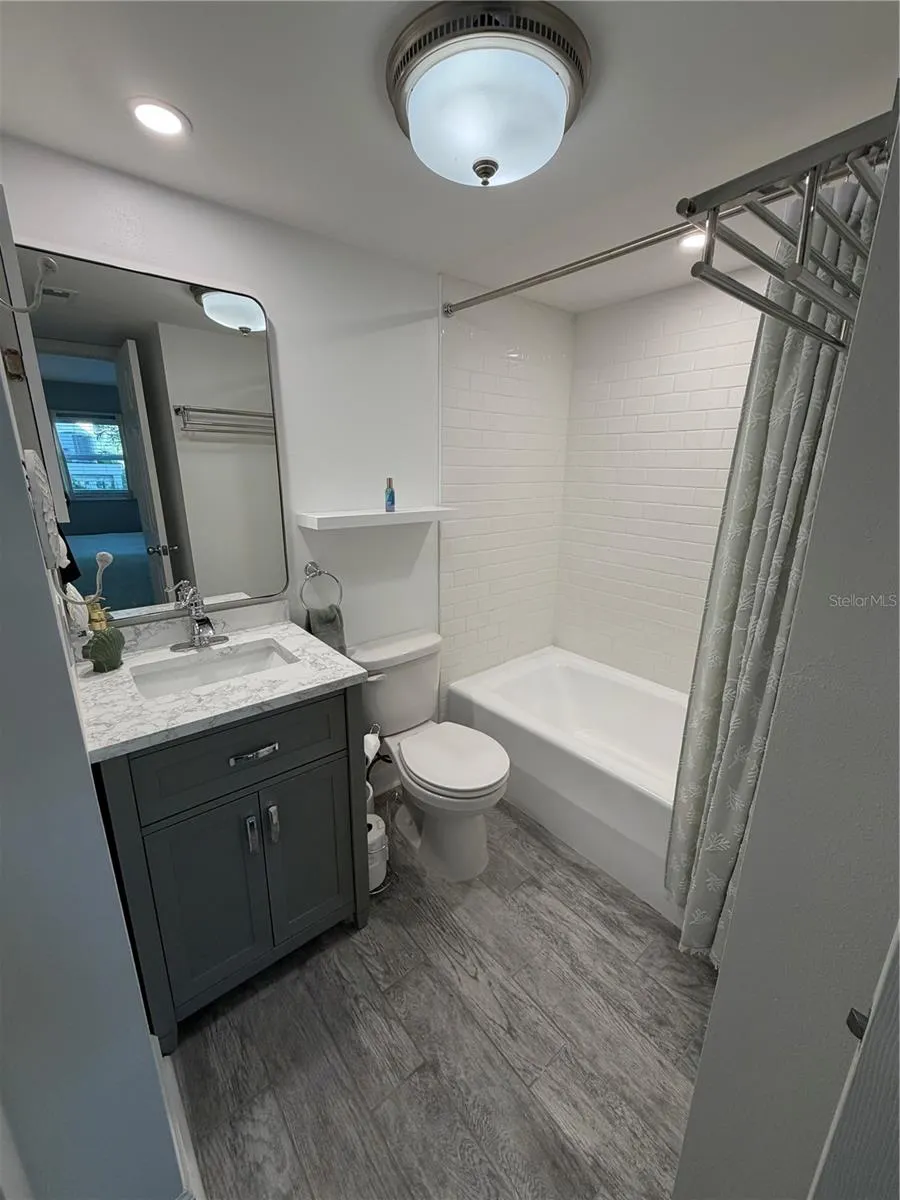 1001 INLET CIR #170 #170