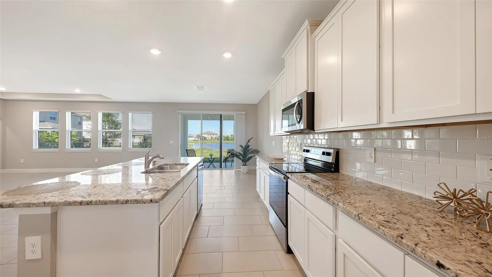 5728 WOODLAND SAGE DR