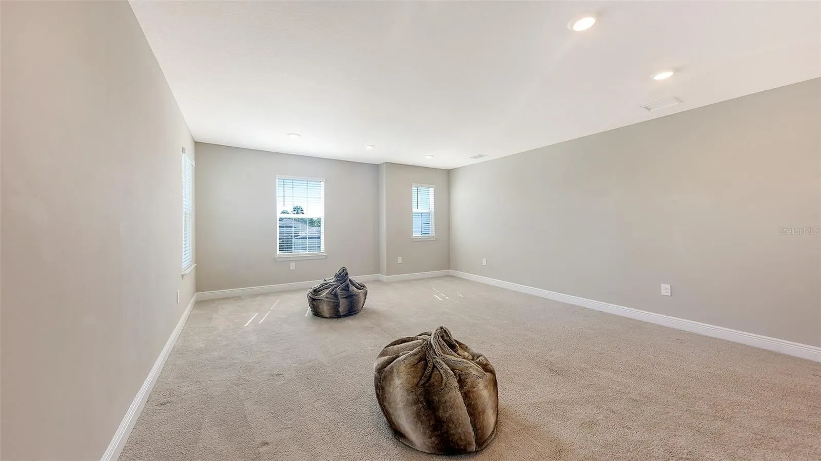 5728 WOODLAND SAGE DR