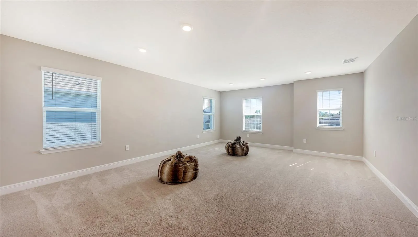 5728 WOODLAND SAGE DR