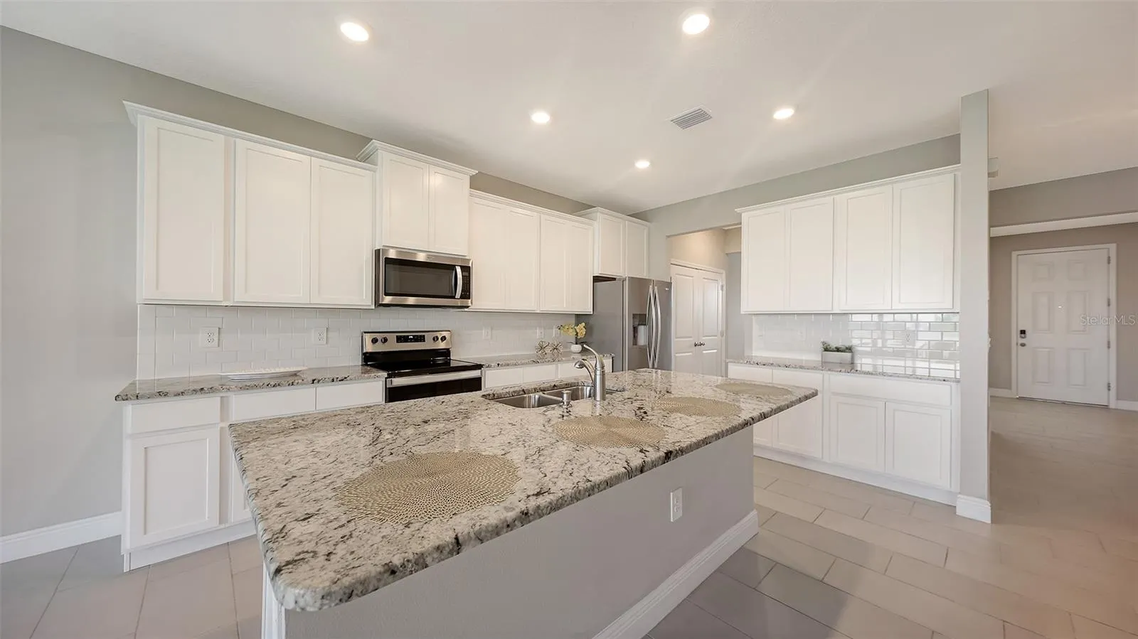 5728 WOODLAND SAGE DR