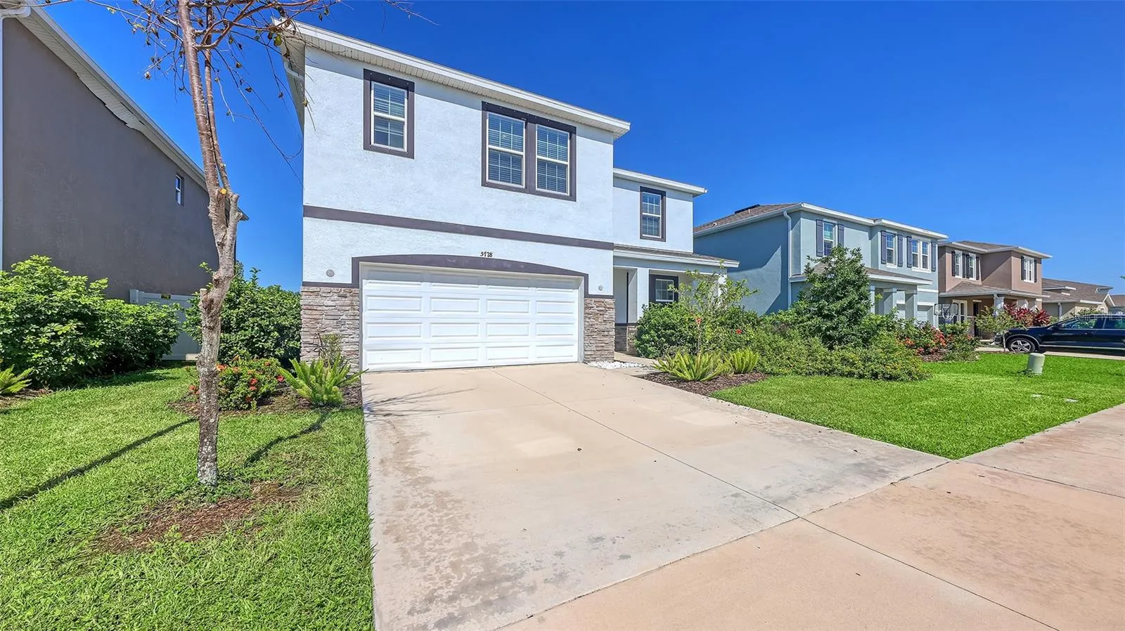 5728 WOODLAND SAGE DR