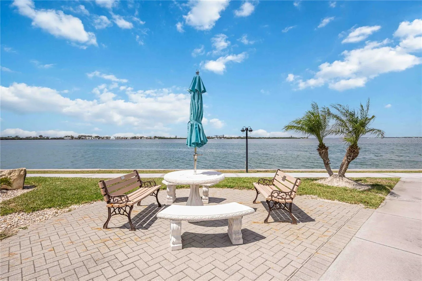 769 JOHN RINGLING BLVD #2 #2