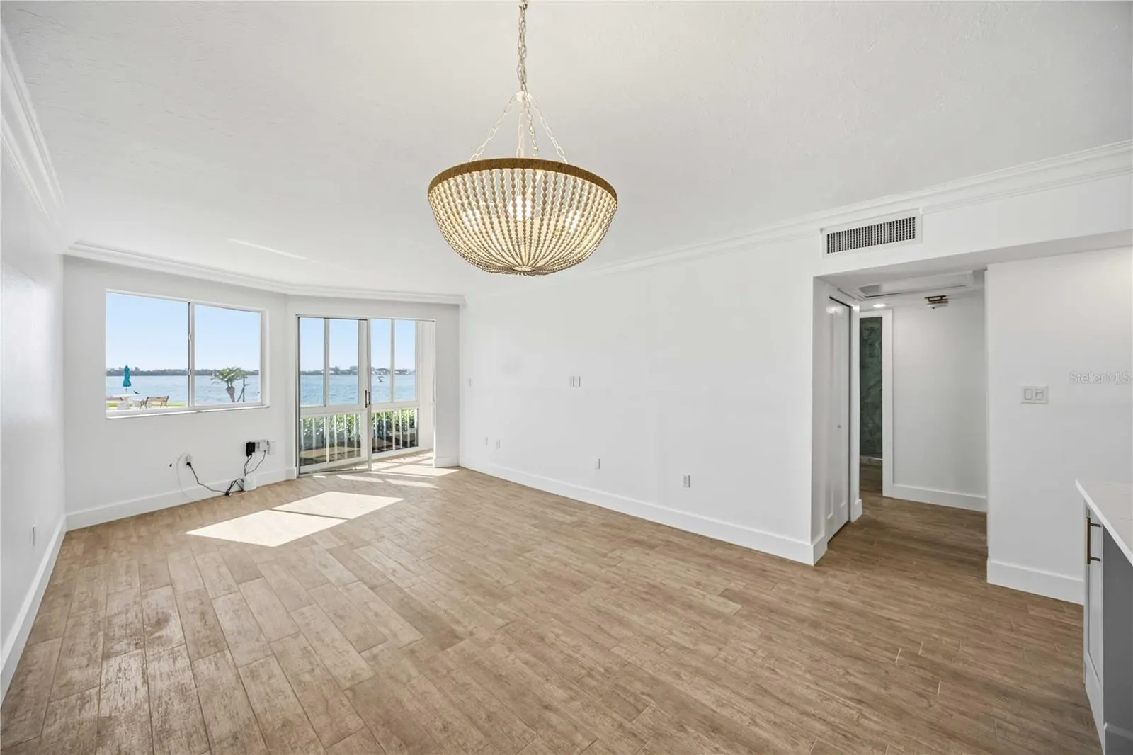 769 JOHN RINGLING BLVD #2 #2