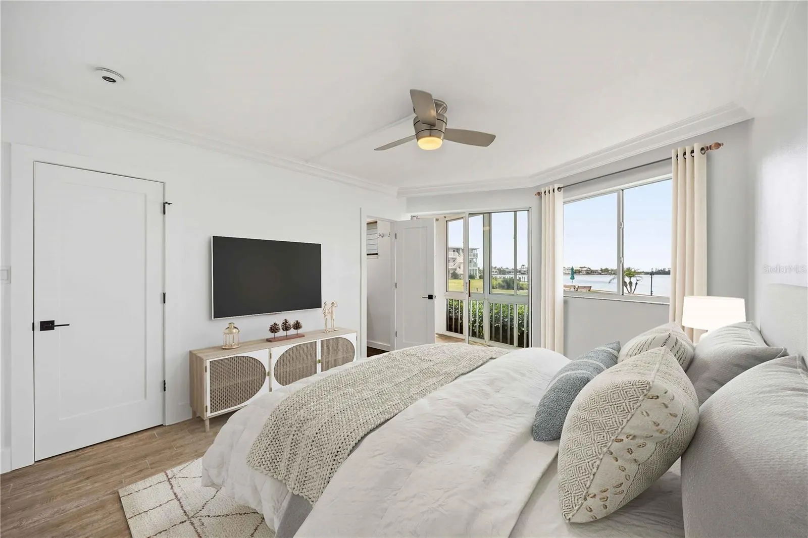 769 JOHN RINGLING BLVD #2 #2