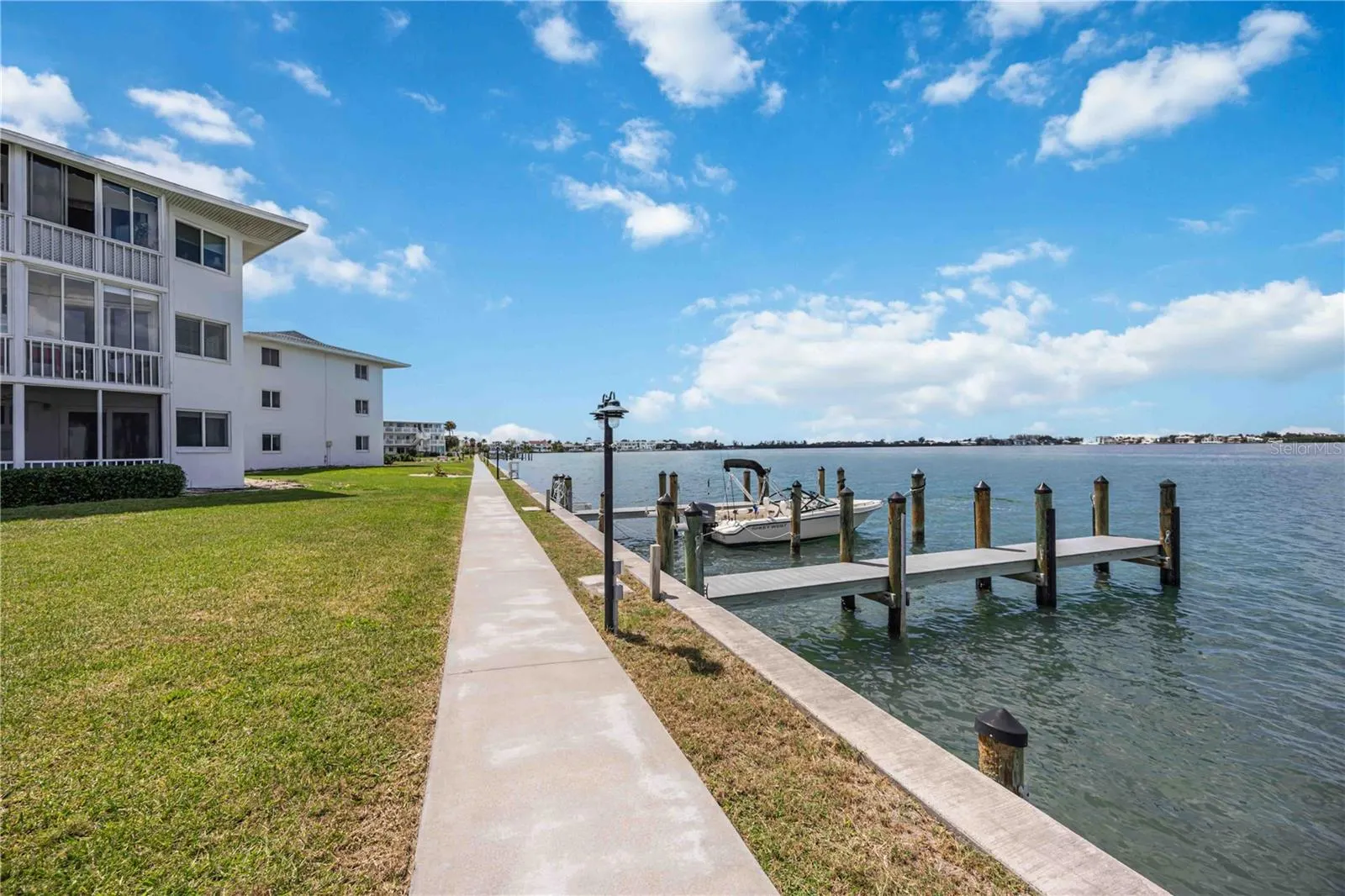 769 JOHN RINGLING BLVD #2 #2