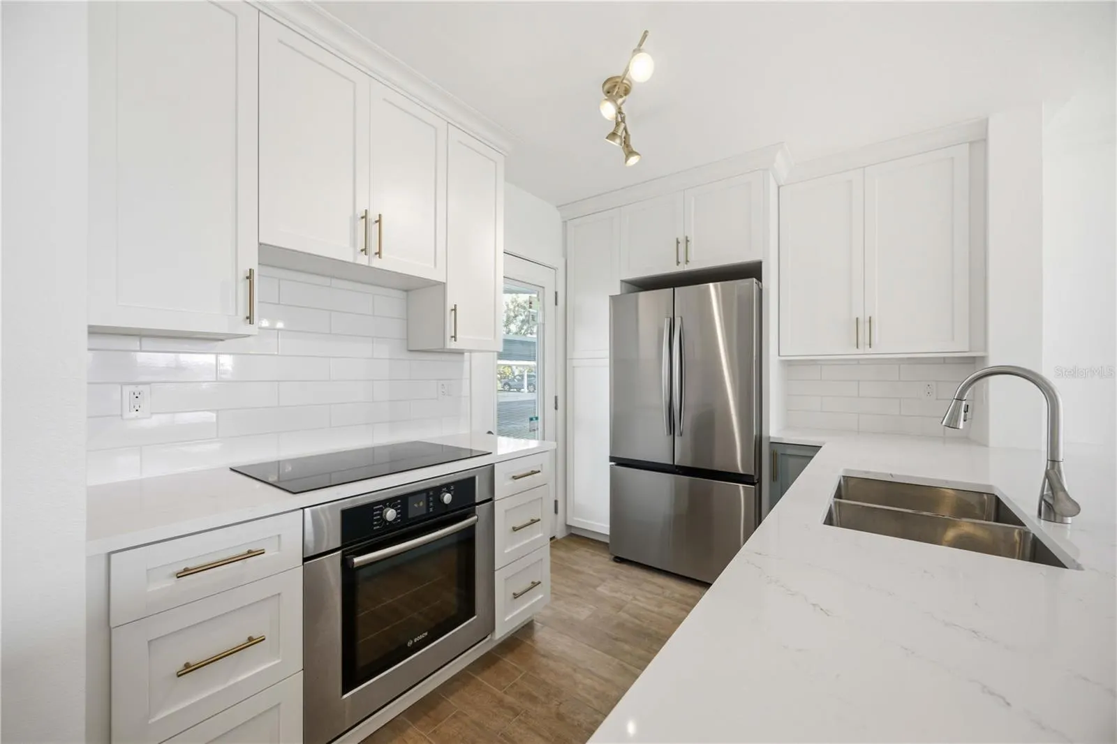 769 JOHN RINGLING BLVD #2 #2