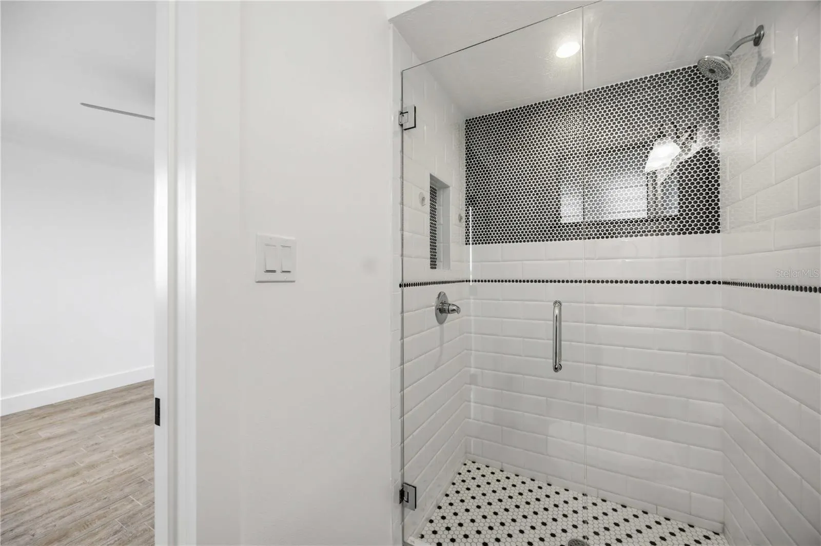 769 JOHN RINGLING BLVD #2 #2