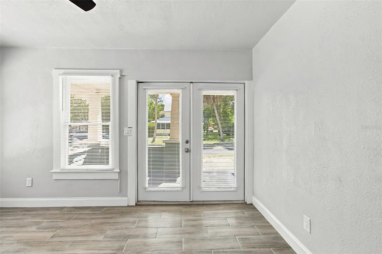 2230 9TH AVE W