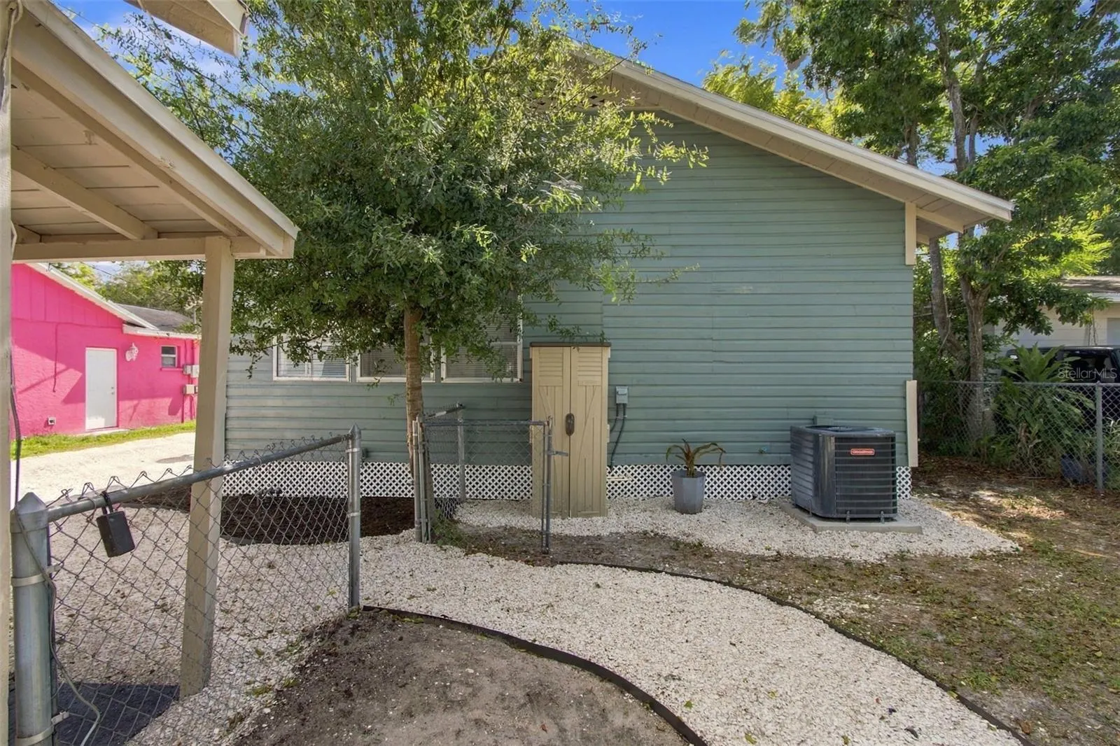 2230 9TH AVE W