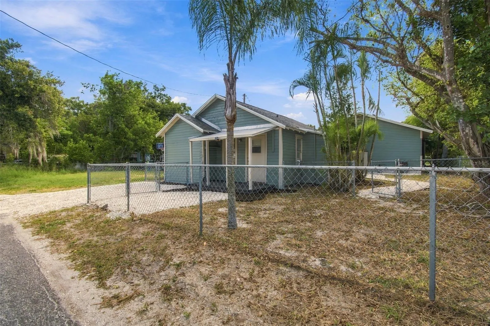 2230 9TH AVE W