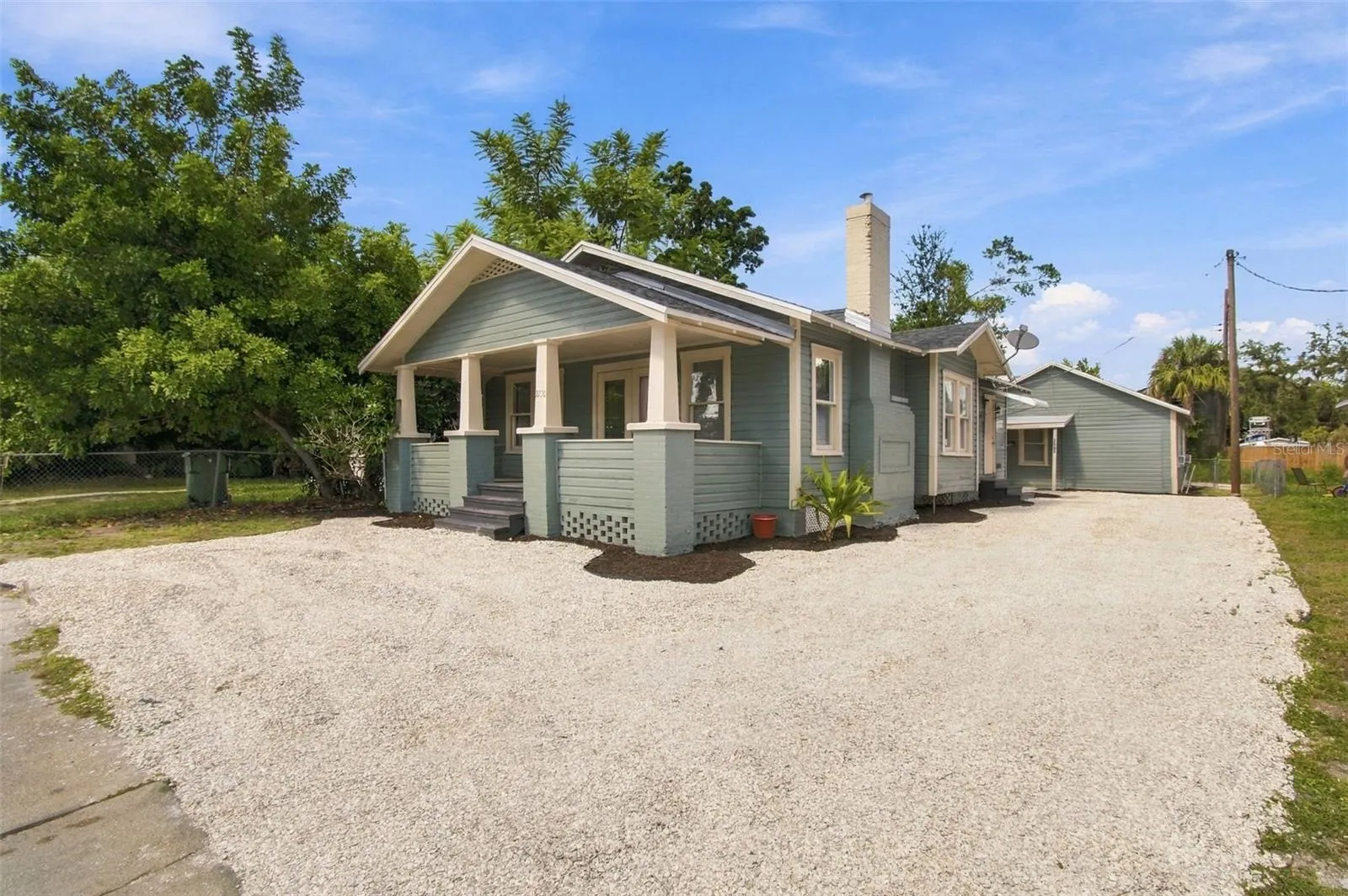 2230 9TH AVE W