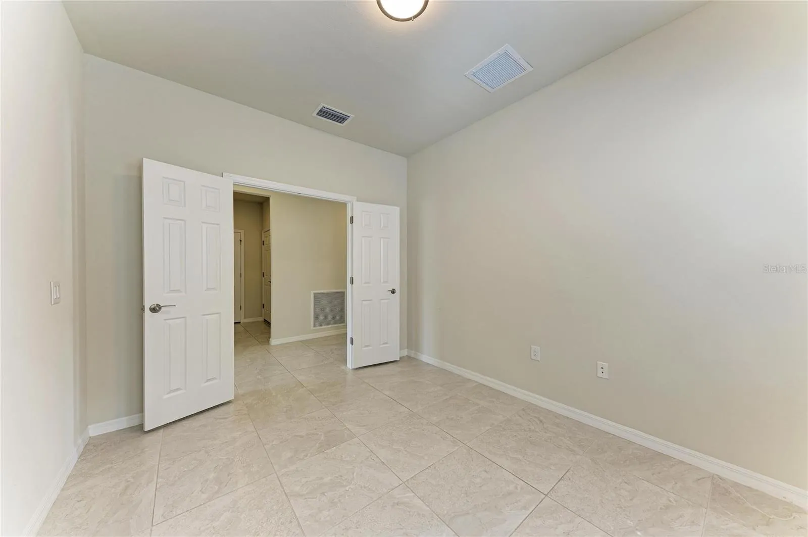 11025 SANDHILL PRESERVE DR
