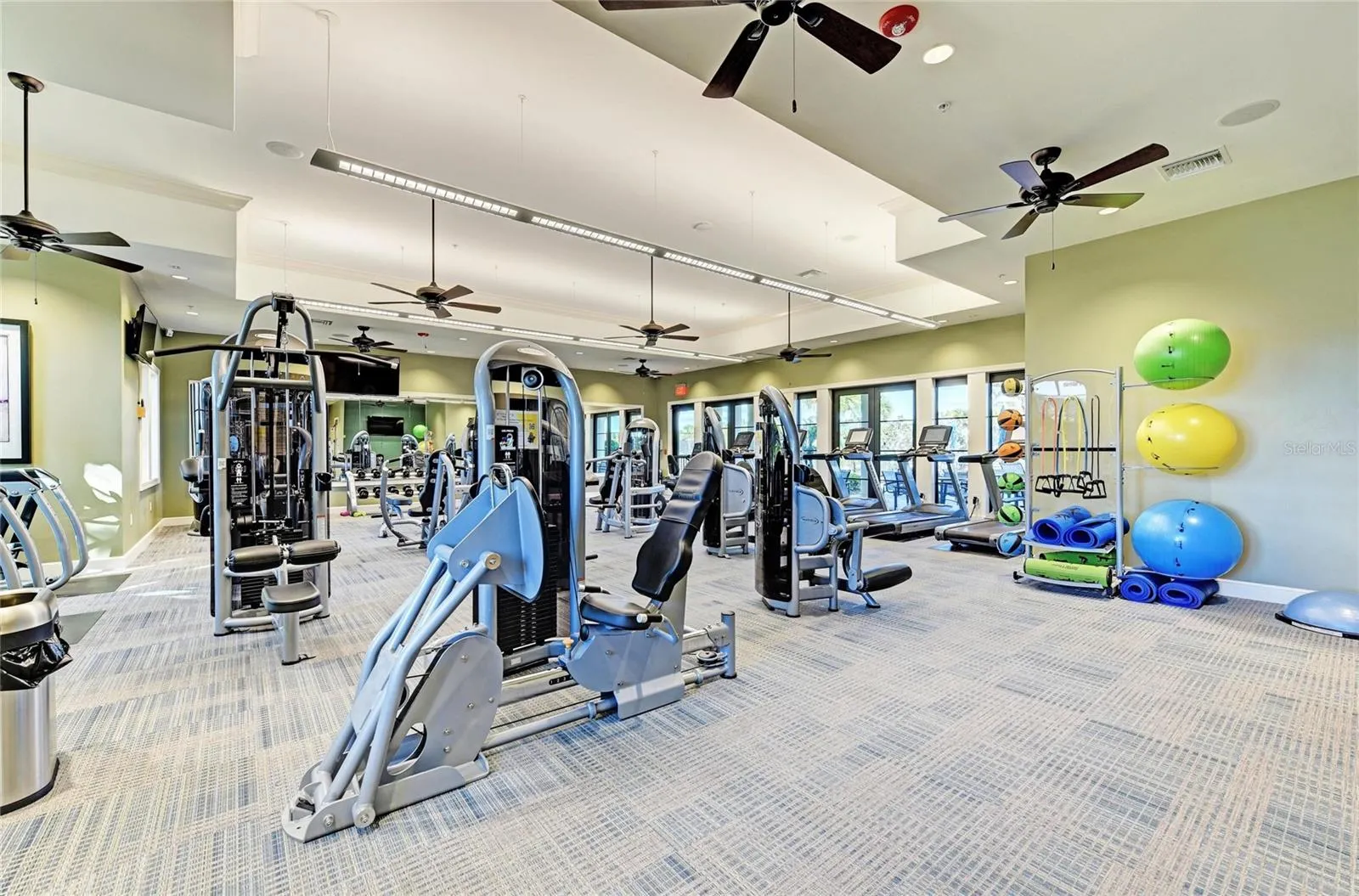 11025 SANDHILL PRESERVE DR