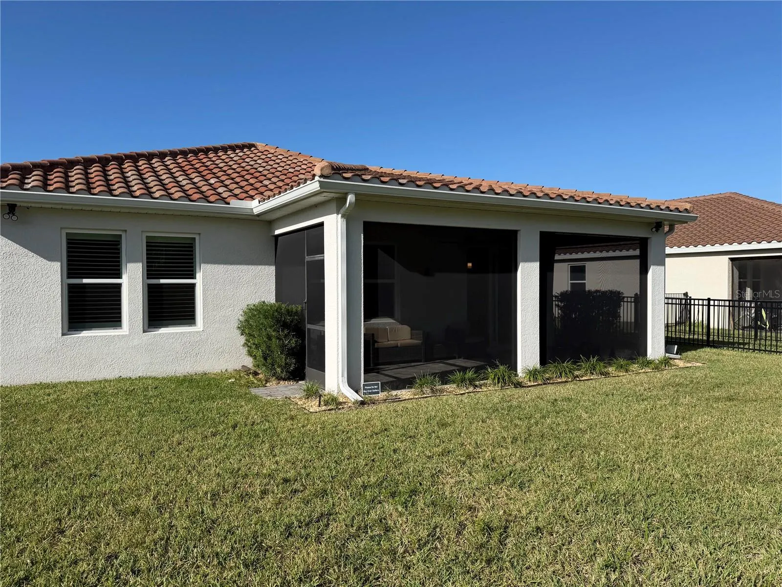 412 DAYLILY BLVD