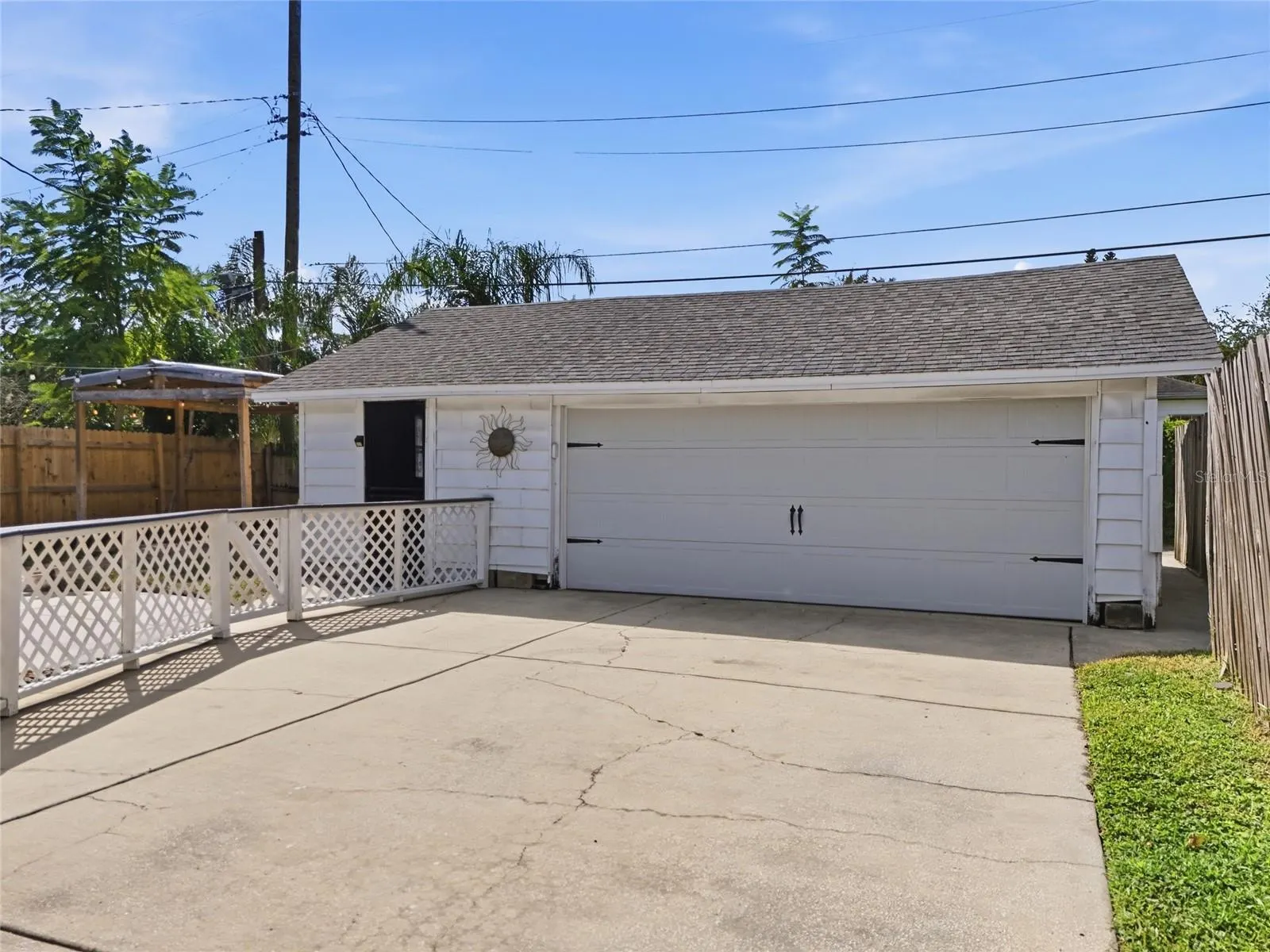 1013 SOUTH BLVD