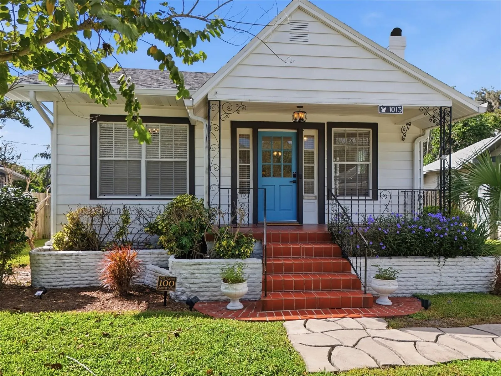 1013 SOUTH BLVD