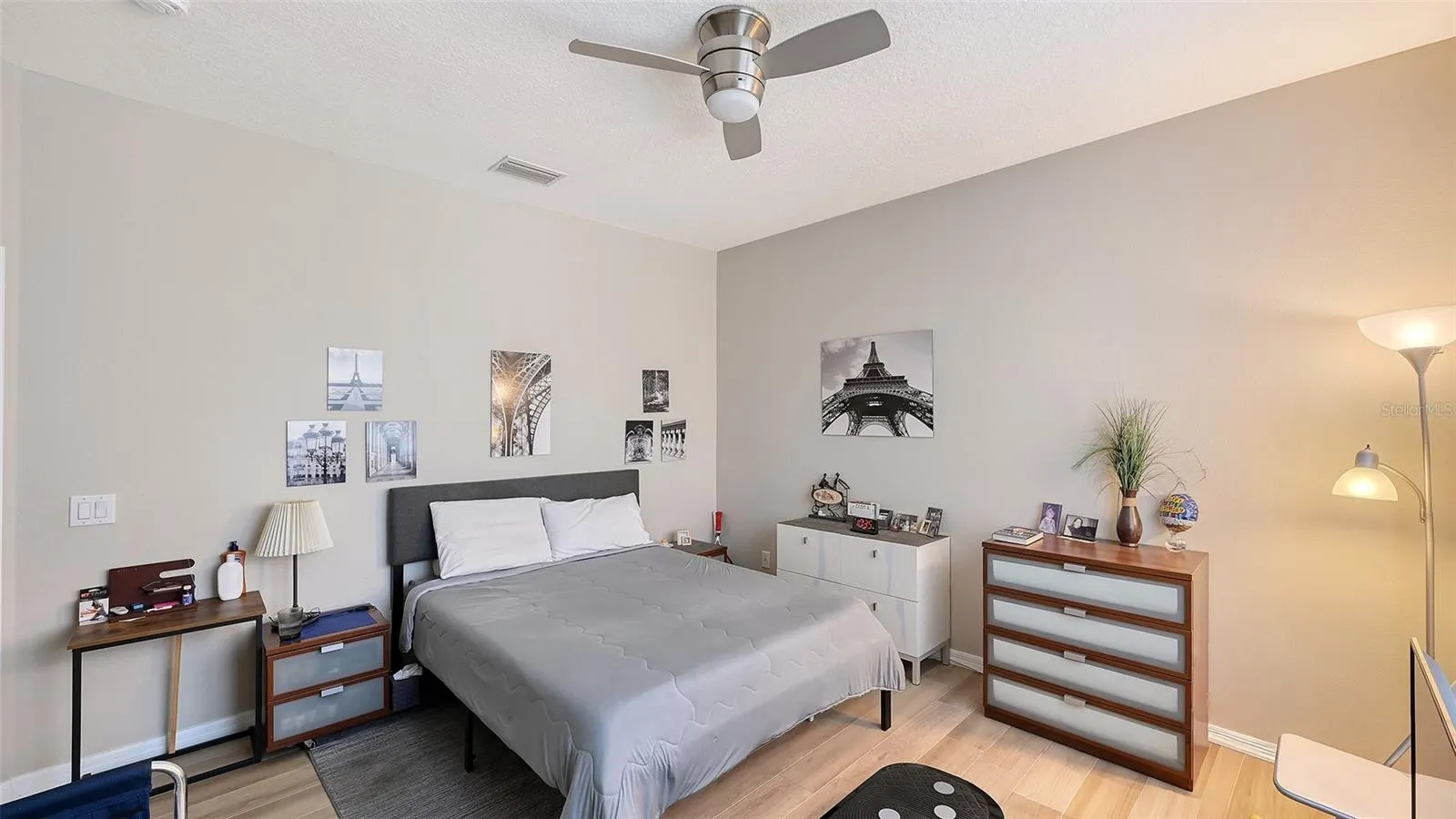 1595 PINYON PINE DR